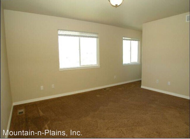 Building Photo - 3 br, 2 bath House - 290 S Rachel Avenue