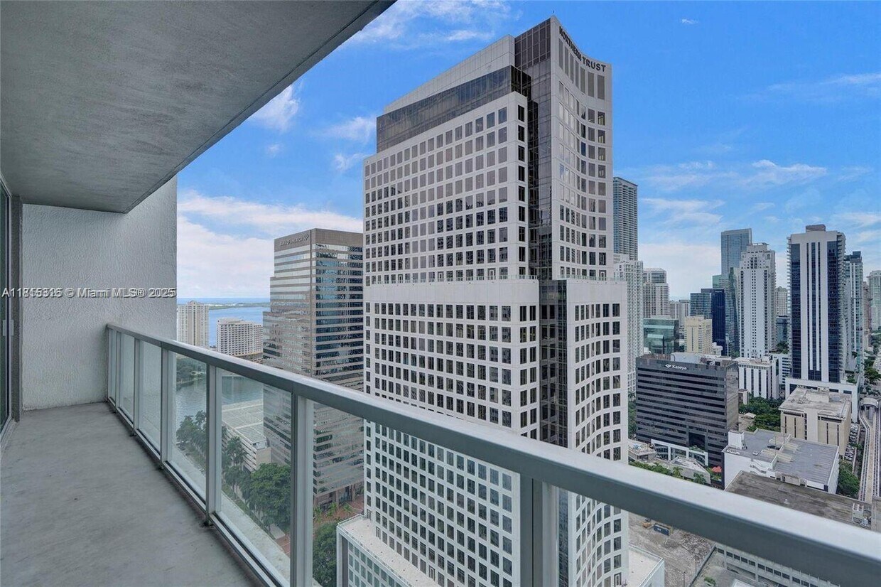 Foto principal - 55 SE 6th St