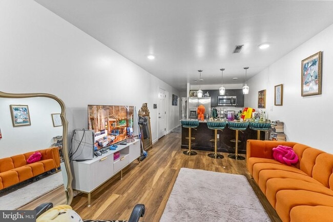 Building Photo - 3535 N 16th St