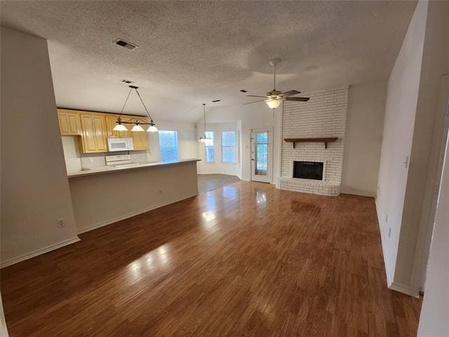 Building Photo - 2131 Ridgecliff Dr