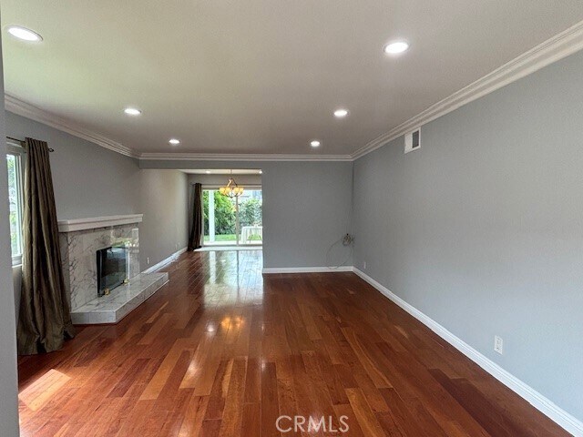 Building Photo - 8640 Ardendale Ave