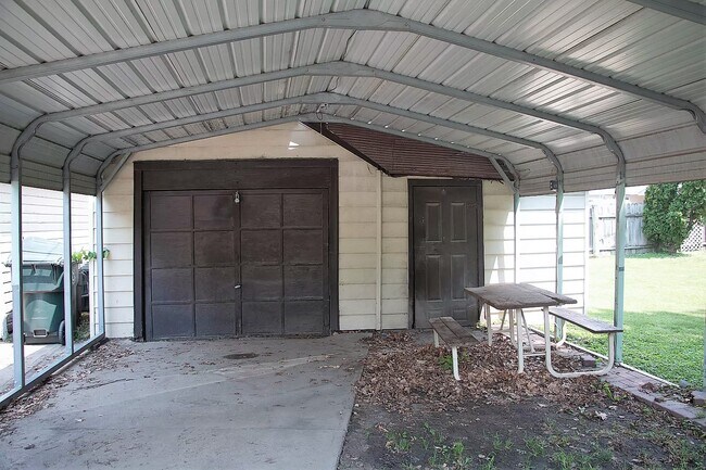 Foto del edificio - 2200 7th Ave