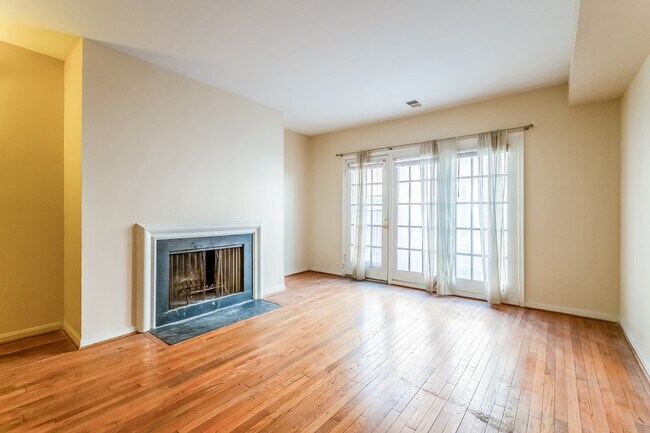 Foto del edificio - 1839 Biltmore St NW