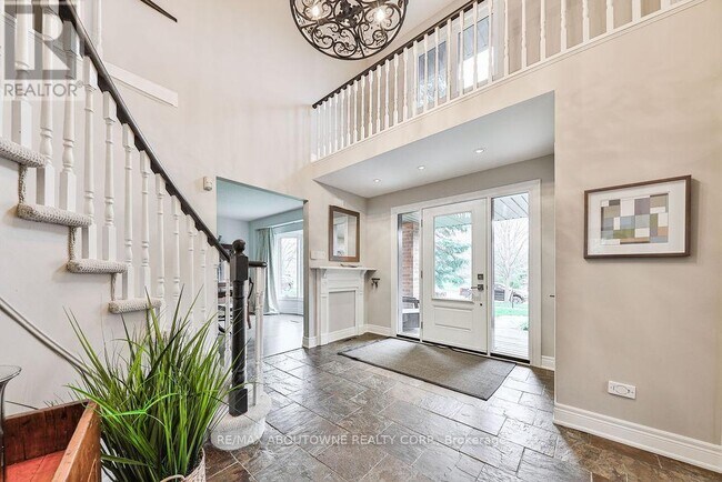 Photo du bâtiment - 2291 Dunedin Rd