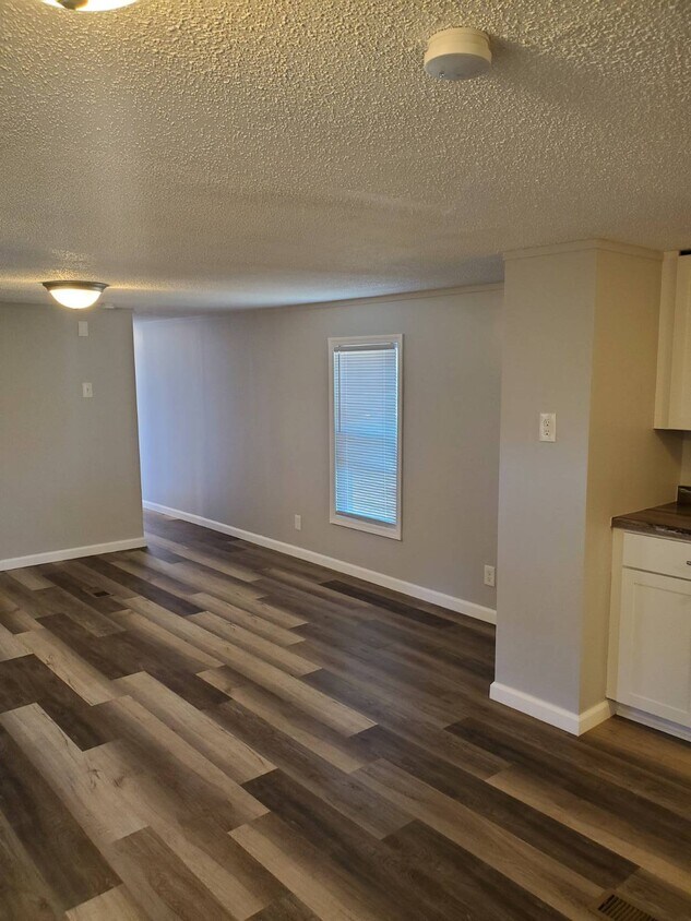 Foto principal - 184 Dixon Rd