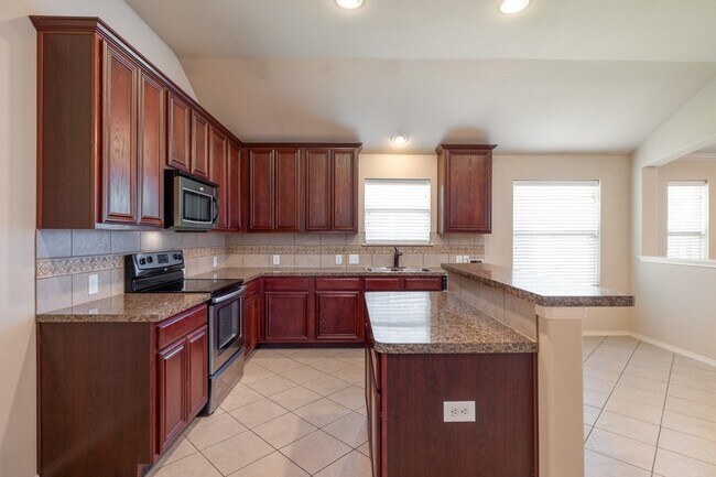 Building Photo - 6237 Chalk Hollow Dr