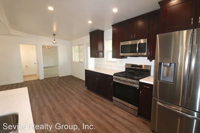 Foto del edificio - 3 br, 2.5 bath House - 2040 Dehesa Rd