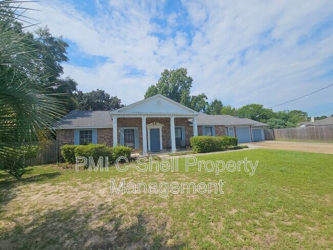 Foto del edificio - 4625 Tree Line Dr