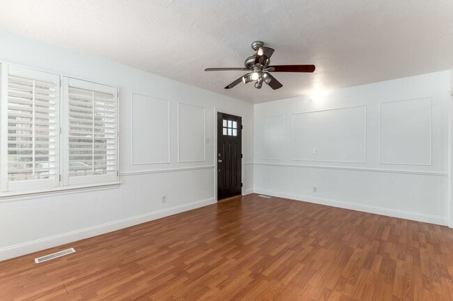 Building Photo - Great Family Home in Excellent Location!