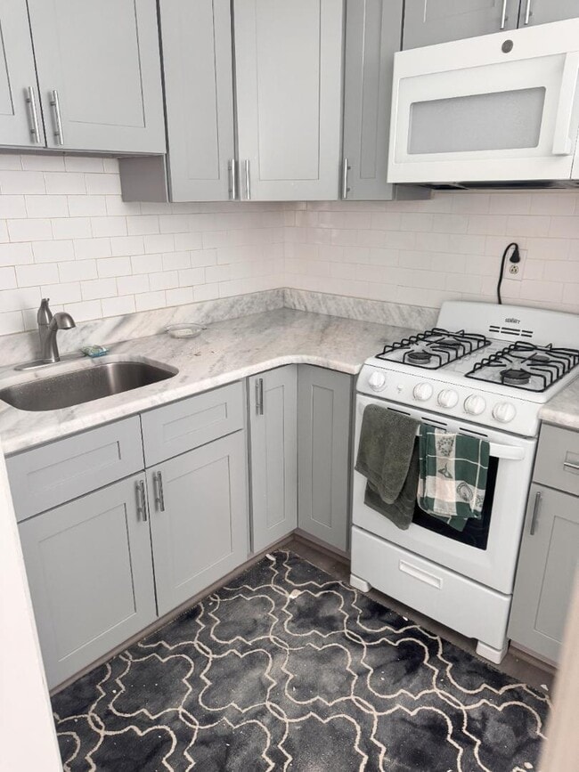Photo - 2301 Haverford Rd Apartment