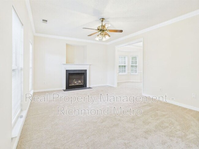 Foto del edificio - 3900 Orchard Glen Dr