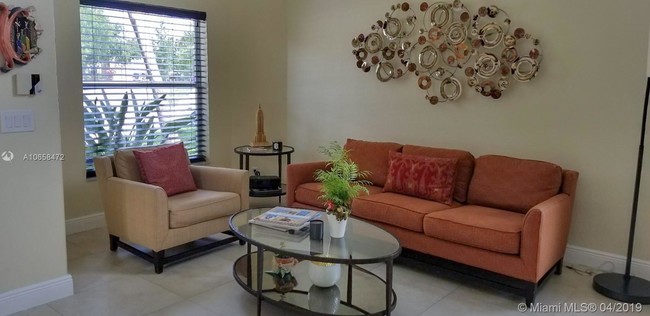 Foto del edificio - 4315 Diamond Terrace