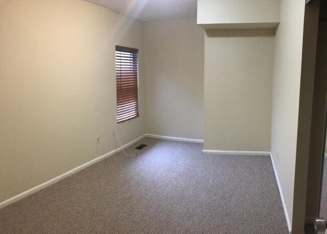 Photo - 2030 E Baltimore St Apartment