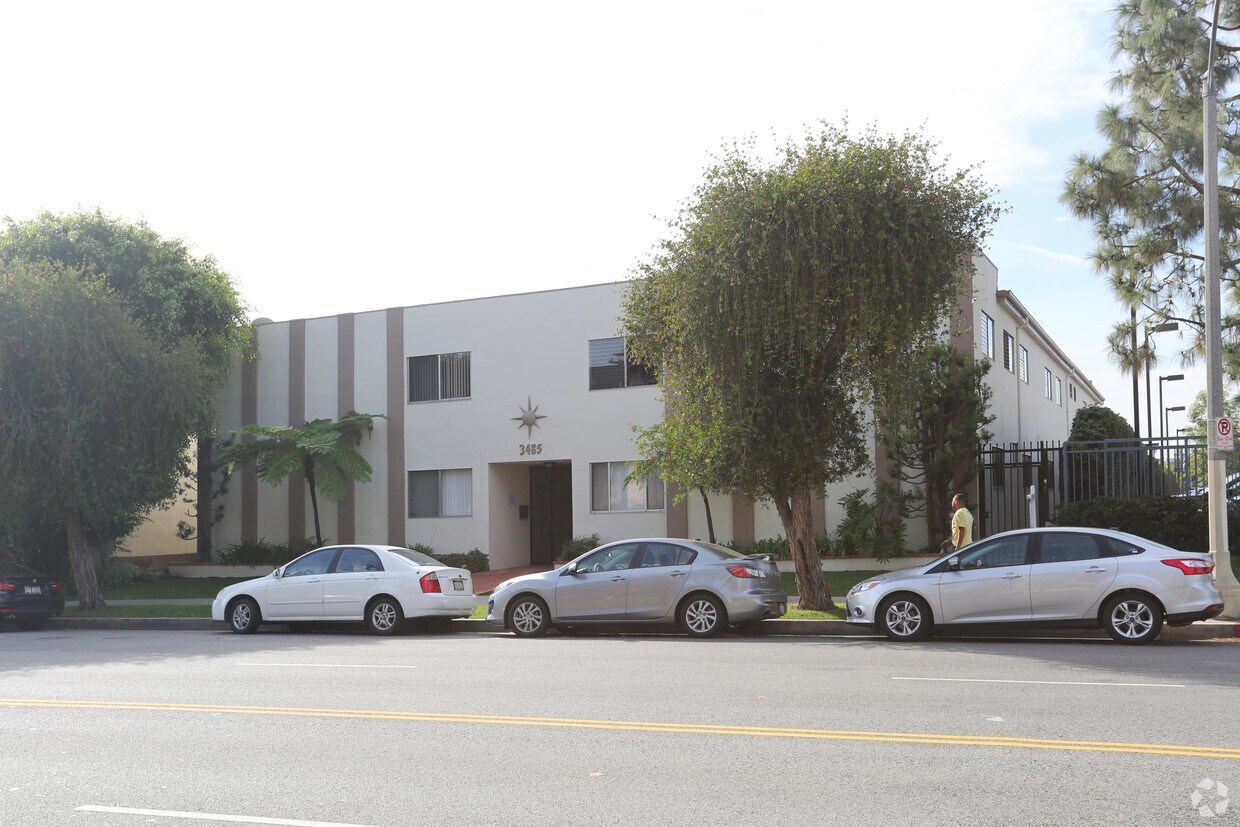 Primary Photo - 3485 Sawtelle Blvd