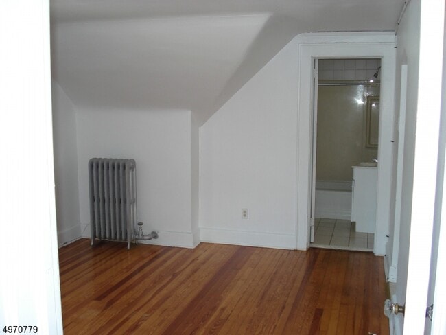Foto del edificio - 89 Clinton St