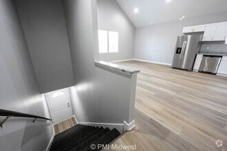 Building Photo - 2022 Rembrandt St