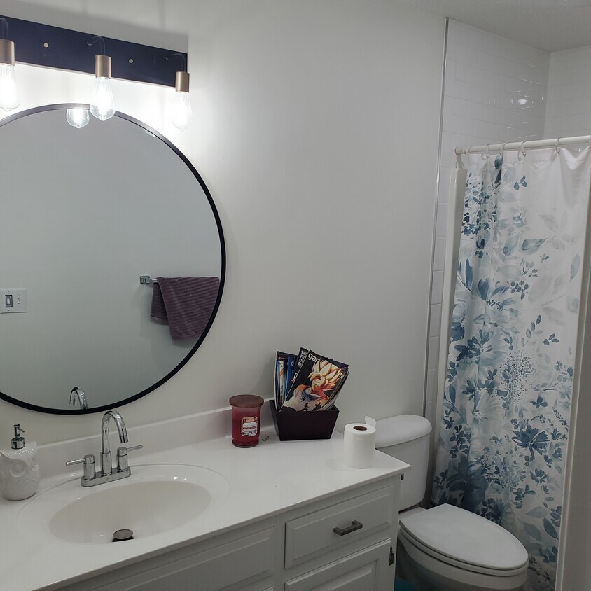 The bathroom just across from the room - 3213 S Woodstock Ave