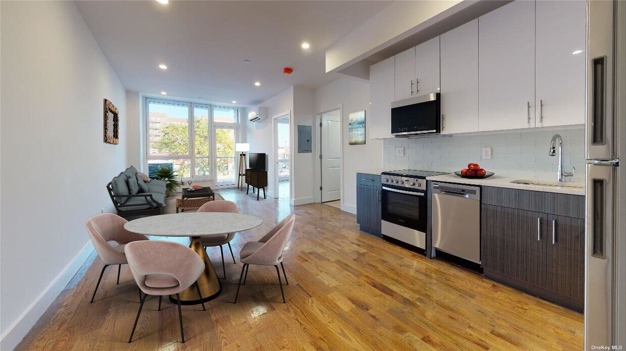 Foto principal - 13828 Queens Blvd
