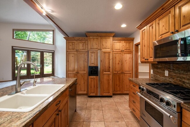 Building Photo - 2776 Estates Dr