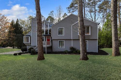 Building Photo - 3881 Forest Dawn Ct