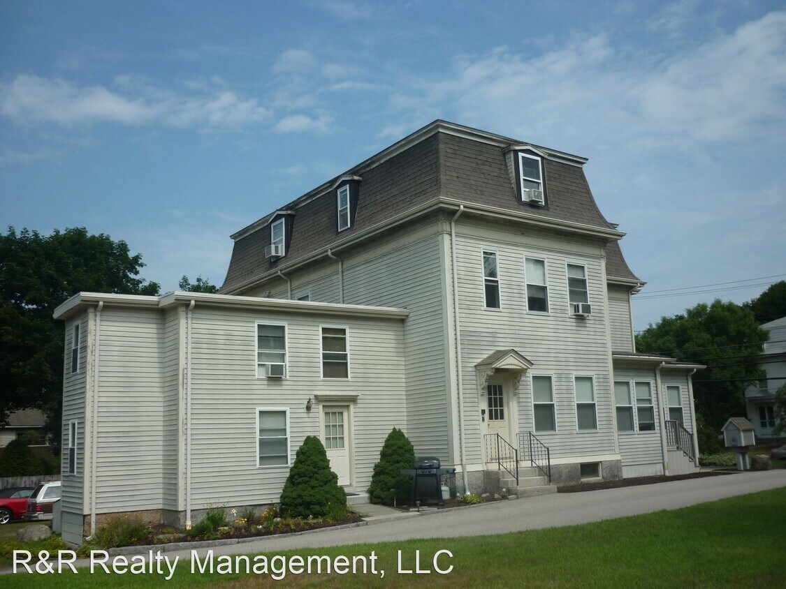 Primary Photo - 1 br, 1 bath House - 108 North Main St Apt 4