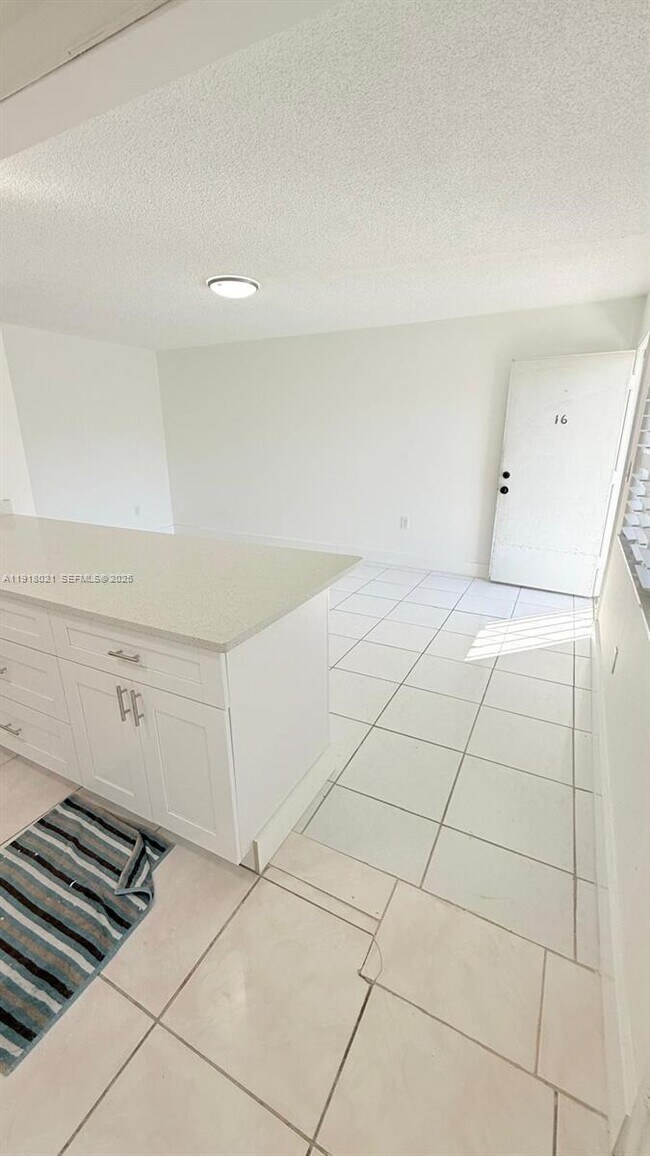 Foto del edificio - 20337 NE 2nd Ave