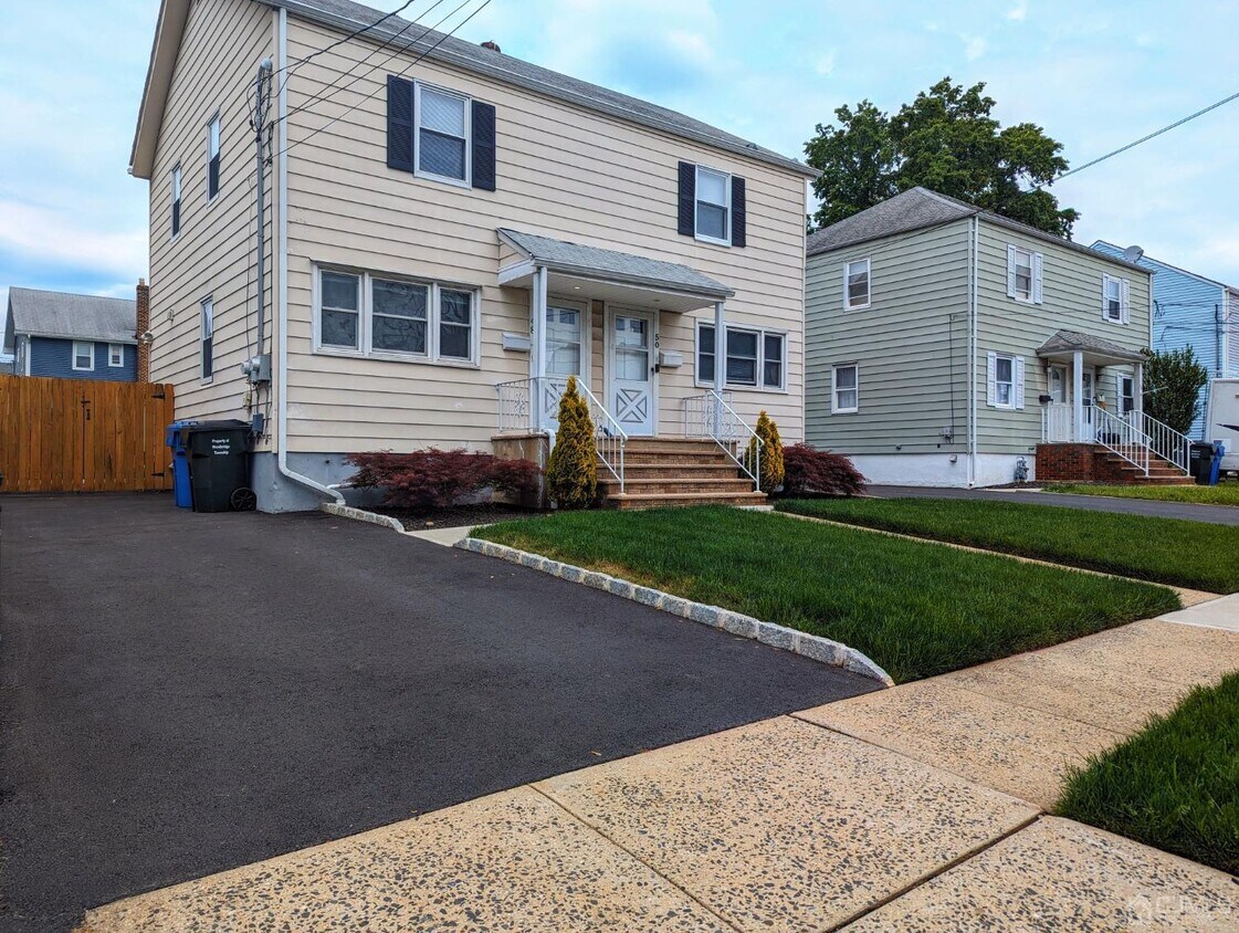 48 Moffett St, Woodbridge Township, NJ 08863 House Rental in