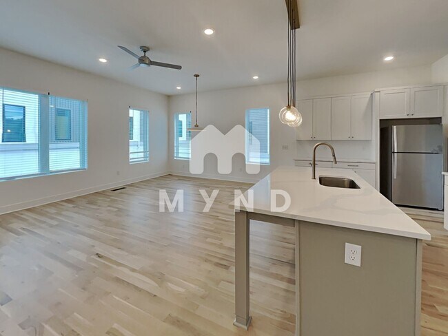 Foto del edificio - 1541 Millwood Pl
