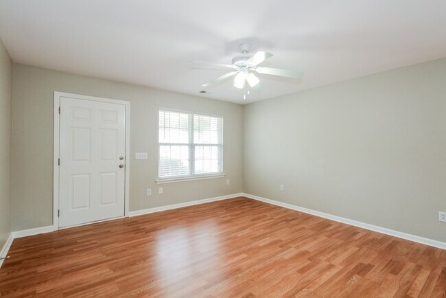 Building Photo - 2421 Whetstone Lane