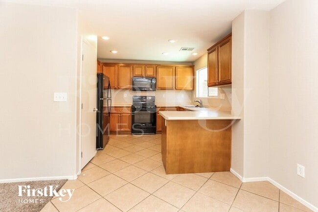 Foto del edificio - 9124 Spirit Canyon Ave