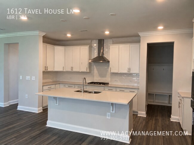 Foto del edificio - 1612 Tavel House Ln