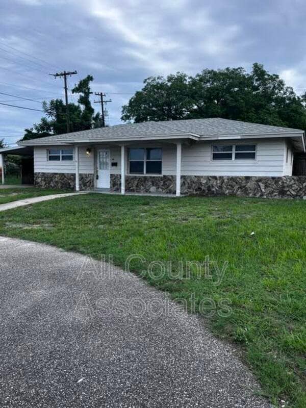 Building Photo - 7072 Bougenville Dr