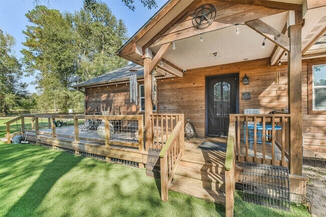 Foto del edificio - 24237 Creekwood Dr