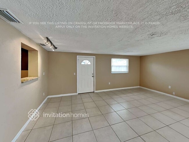 Foto del edificio - 11483 76th Ave N