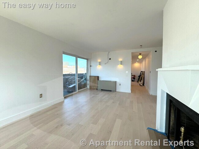 Foto del edificio - 14 Concord Ave