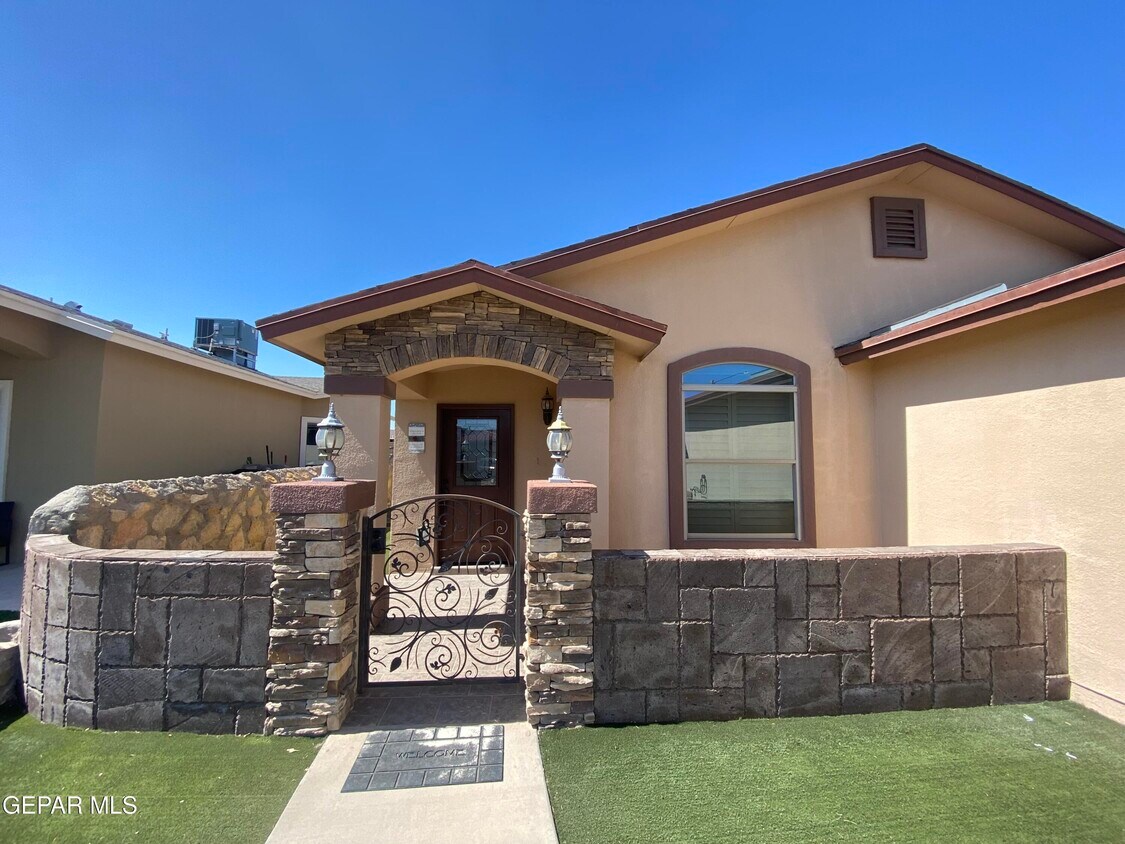 2613 Tanning Rock, El Paso, TX 79938 House Rental in El Paso, TX