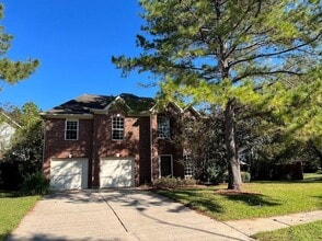 Building Photo - 22402 Teagarden Ct