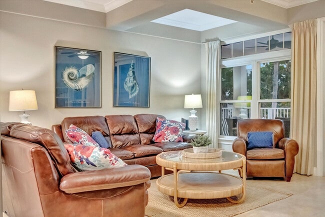 Building Photo - 6406 Gulf Dr