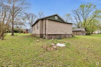 Building Photo - 1031 Wilcox Dr