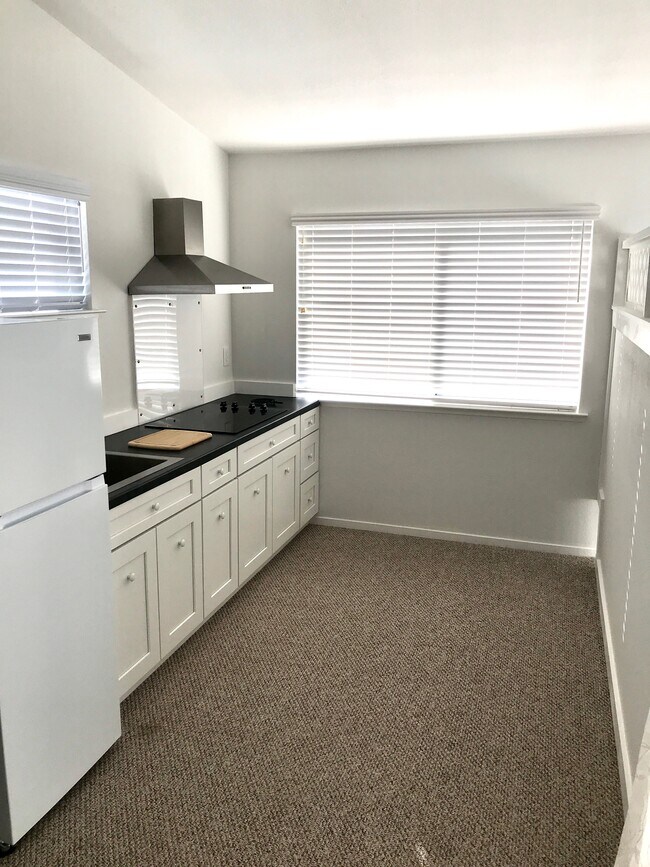 Foto del edificio - 525 Bonita St