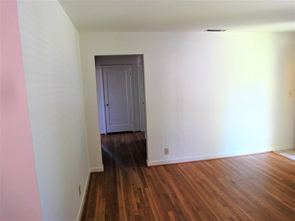 Building Photo - 2216 Ione St