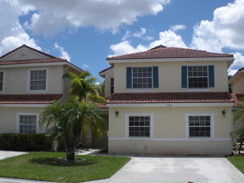 Foto principal - 3/2.1 Townhouse in Lake Charleston