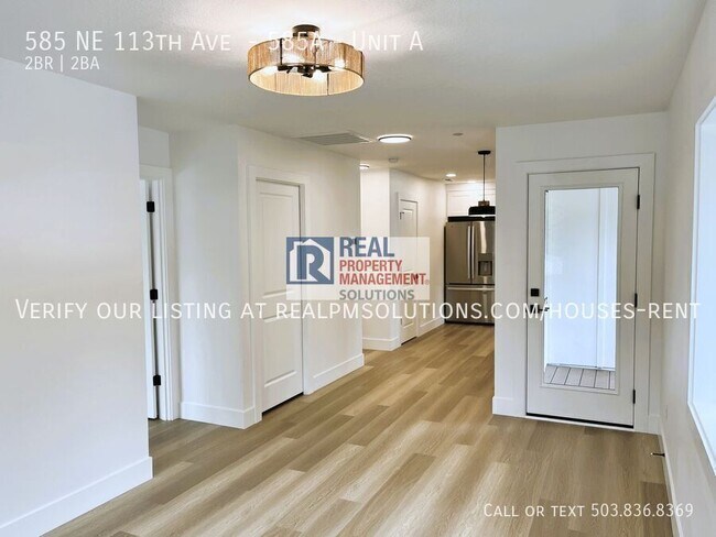 Building Photo - 585 NE 113th Ave