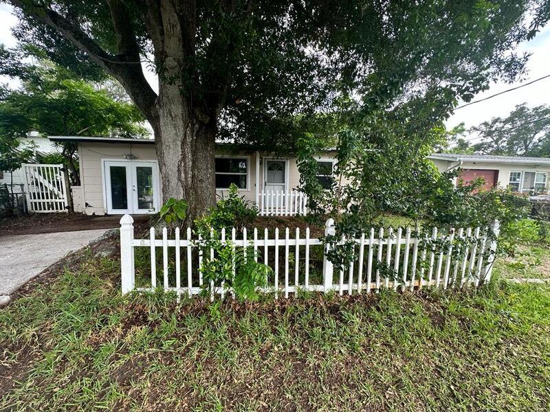 Primary Photo - 595 5th Ave NW