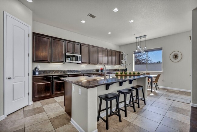 Building Photo - 6328 Windy Meadow Dr