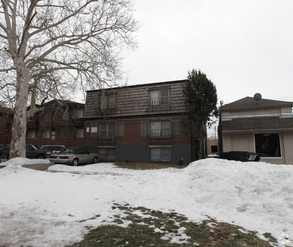 Primary Photo - 1313 F St