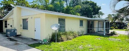 Building Photo - 4090 Springs Ln