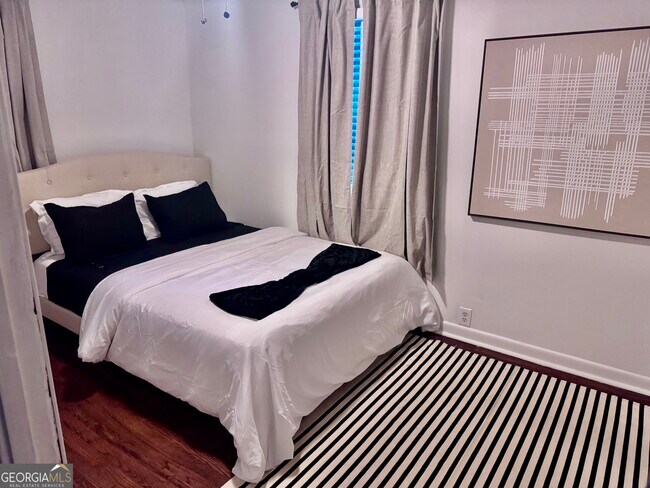 Foto del edificio - 2005 Clairmont Terrace NE