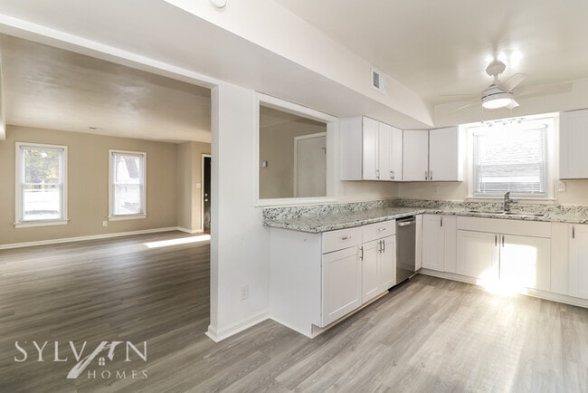Foto del edificio - You will love this beautiful 3BR 2BA home