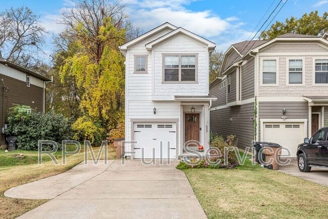 Photo - 537 Eastboro Dr House